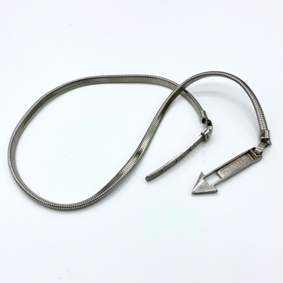 Vintage Skinny Silver Tone Metal Stretchy Belt Arrow Buckle Size Small S Womens - Picture 6 of 8